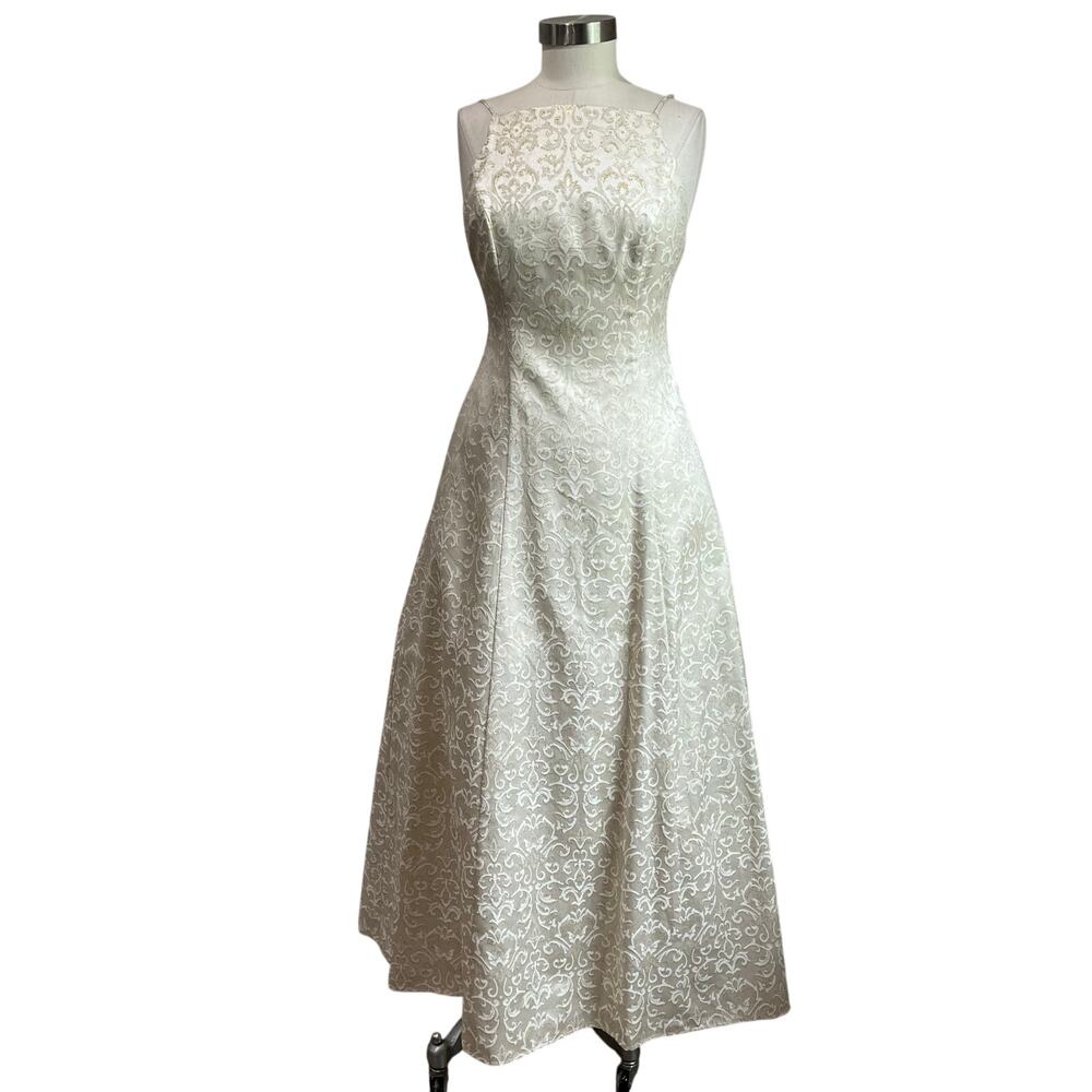 Hyphen Vintage Y2K Ivory Champagne Metallic Gold Low Back Prom Gown Sz 5/6‎